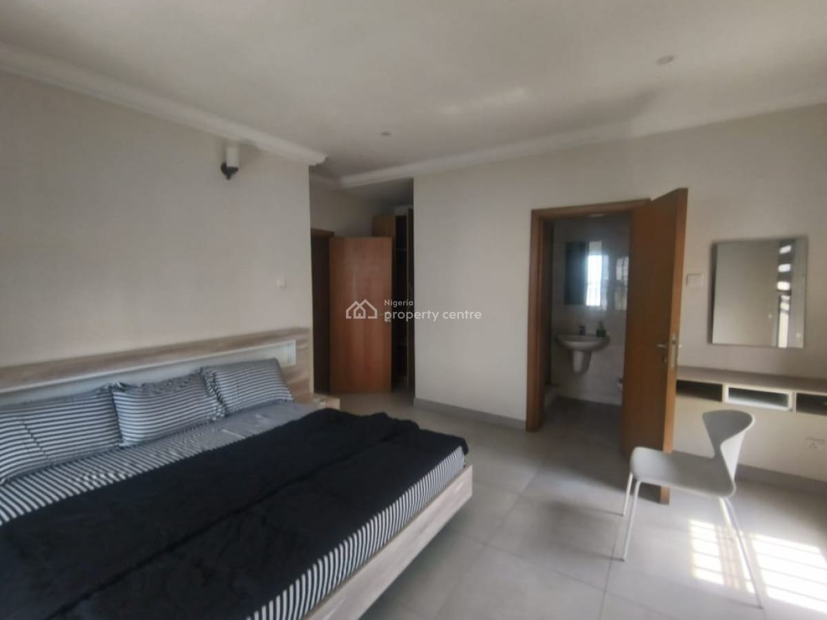 Newly Furnished 3bedroom Apartment with Bq, Spg, Ologolo, Lekki, Lagos, Flat / Apartment for Rent