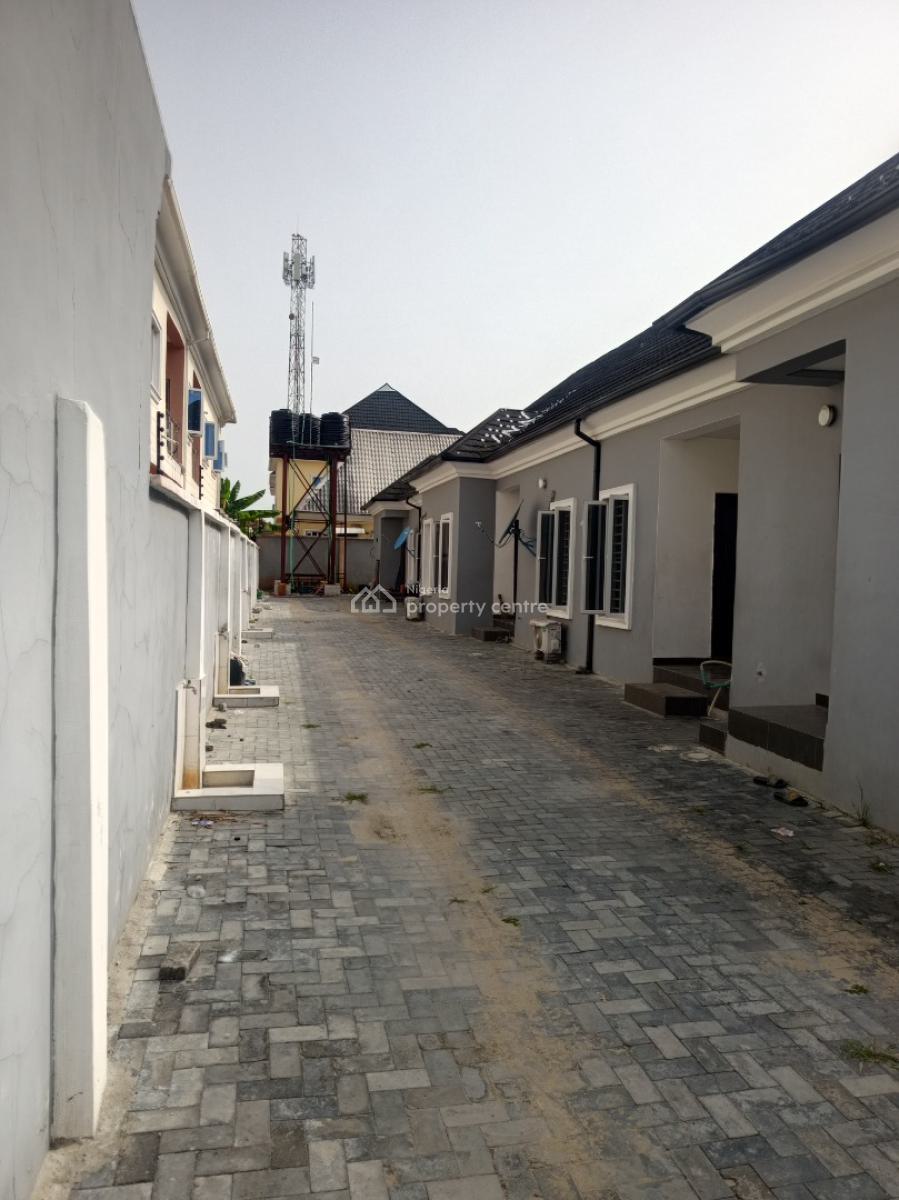 Perfectly Built 3 Units of 2 Bedroom Flat & 2 Units of Mini Flat on a Plot, Billionaire Estate, Oribanwa Phase 2, By Awoyaya, Ibeju Lekki, Lagos, Block of Flats for Sale