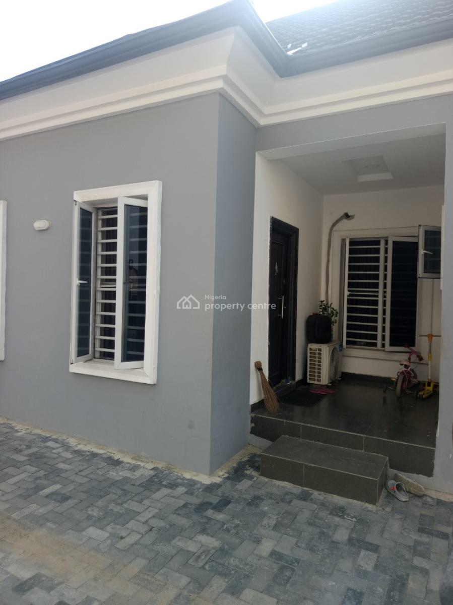 Perfectly Built 3 Units of 2 Bedroom Flat & 2 Units of Mini Flat on a Plot, Billionaire Estate, Oribanwa Phase 2, By Awoyaya, Ibeju Lekki, Lagos, Block of Flats for Sale