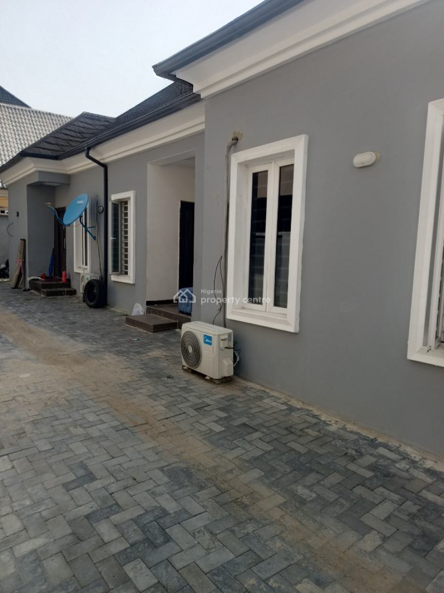 Perfectly Built 3 Units of 2 Bedroom Flat & 2 Units of Mini Flat on a Plot, Billionaire Estate, Oribanwa Phase 2, By Awoyaya, Ibeju Lekki, Lagos, Block of Flats for Sale