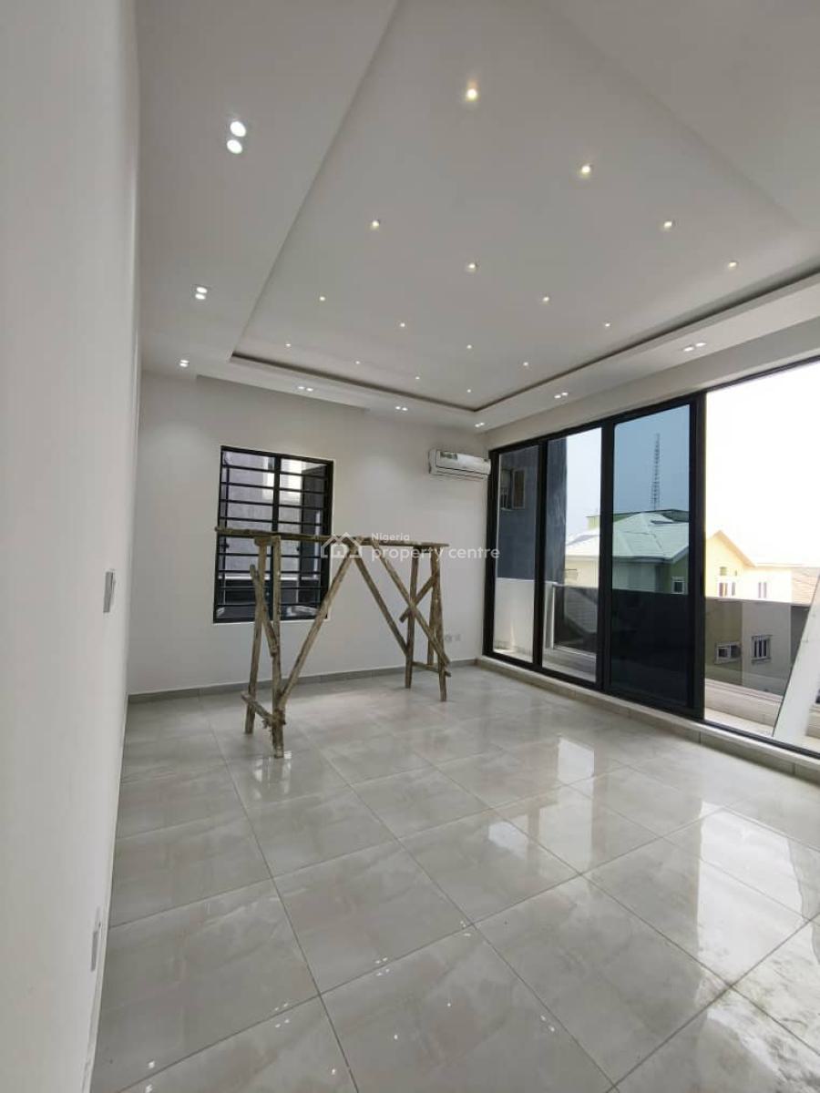 Luxury Newly Built Serviced 3 Bedroom Apartment+ Bq+elevator, Lekki Phase 1, Lekki, Lagos, Flat / Apartment for Rent