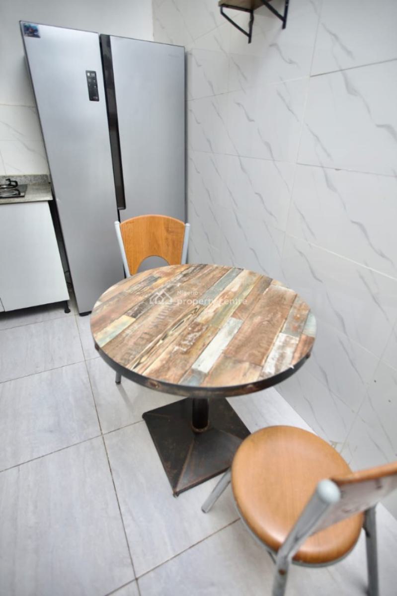 1 Bedroom Gra Ikeja, Ikeja, Ikeja Gra, Ikeja, Lagos, Mini Flat (room and Parlour) for Rent