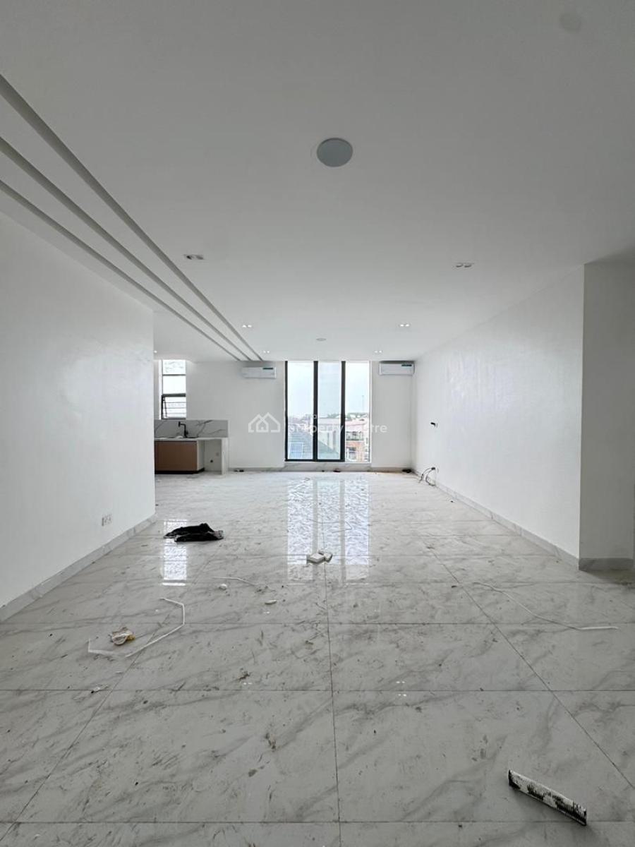 2 Bedroom Luxury Apartment Available with Swimming Pool, Gym Etc, Lekki Phase 1, Lekki, Lagos, Flat / Apartment for Sale