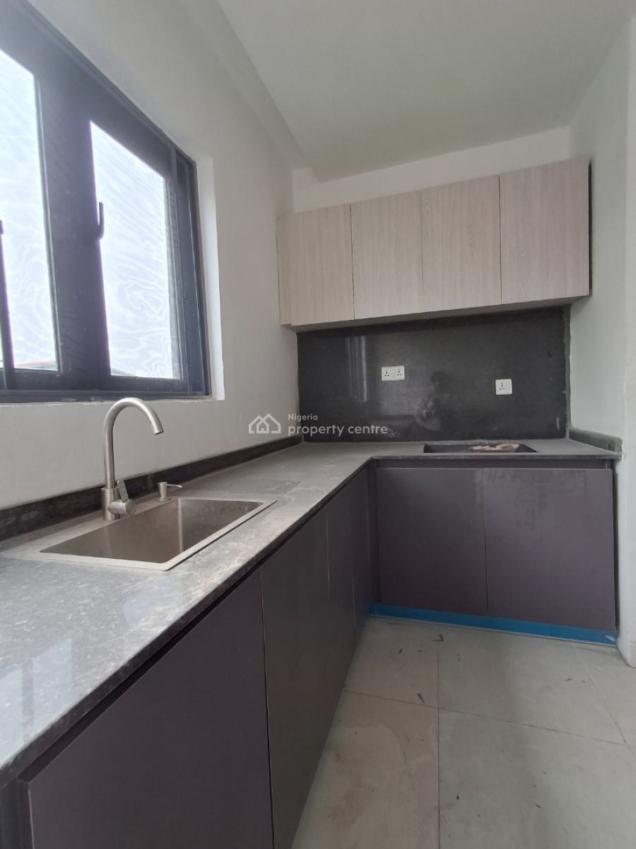 2 Bedroom Apartment with Spacious Rooms, Ikate, Lekki, Lagos, Block of Flats for Sale