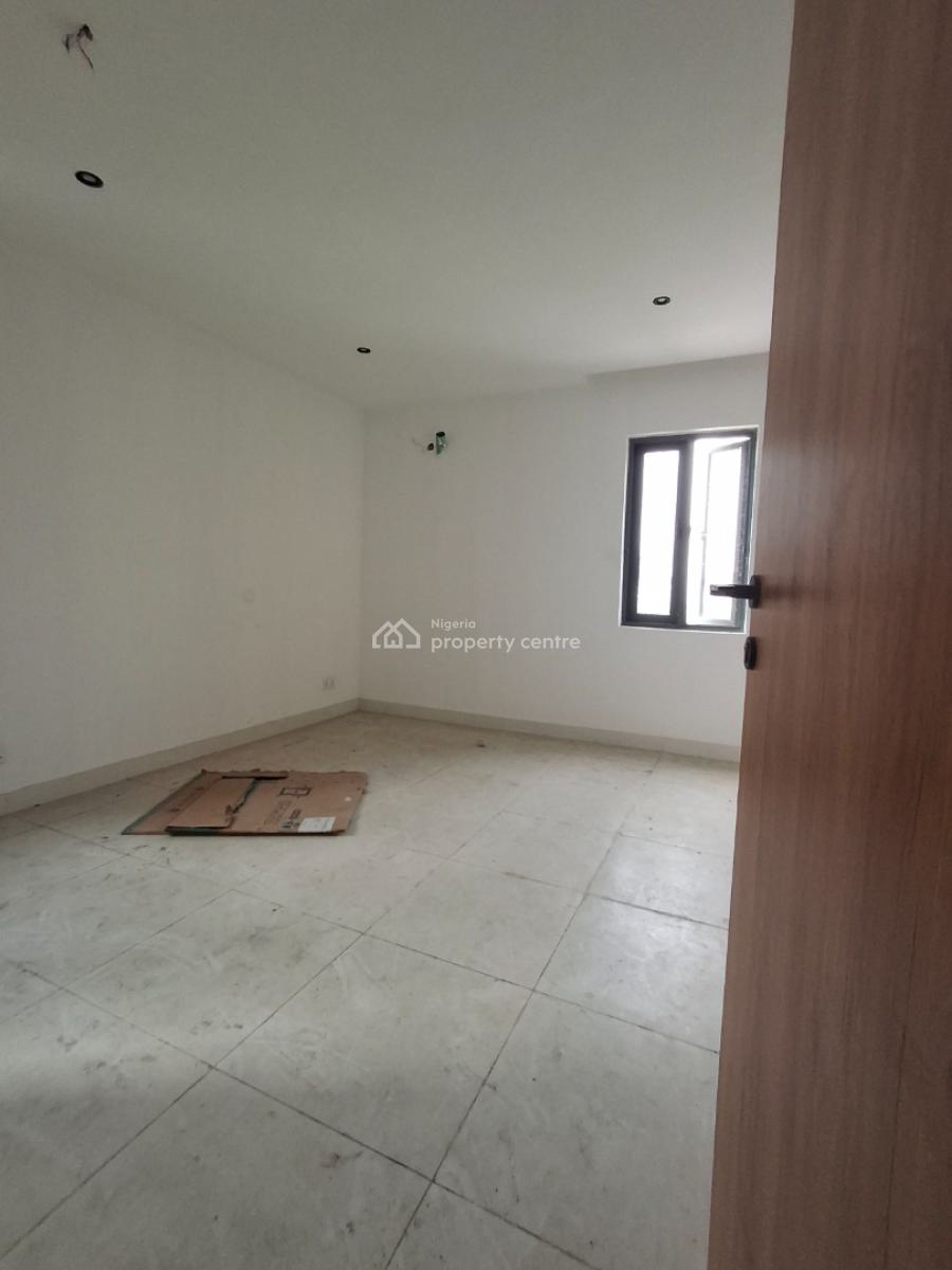 2 Bedroom Apartment with Spacious Rooms, Ikate, Lekki, Lagos, Block of Flats for Sale