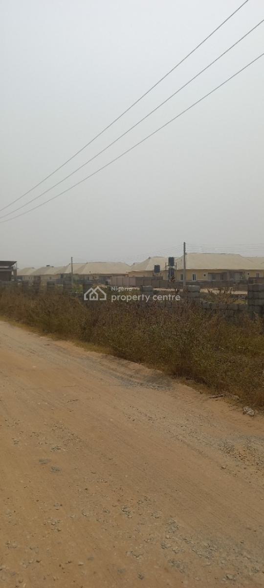 Prime Kuje 1 Hecter in an Already Developed Area, Abuja, Opposite Woodhill Estate By Madonna Secondary School, Kuje, Abuja, Residential Land for Sale