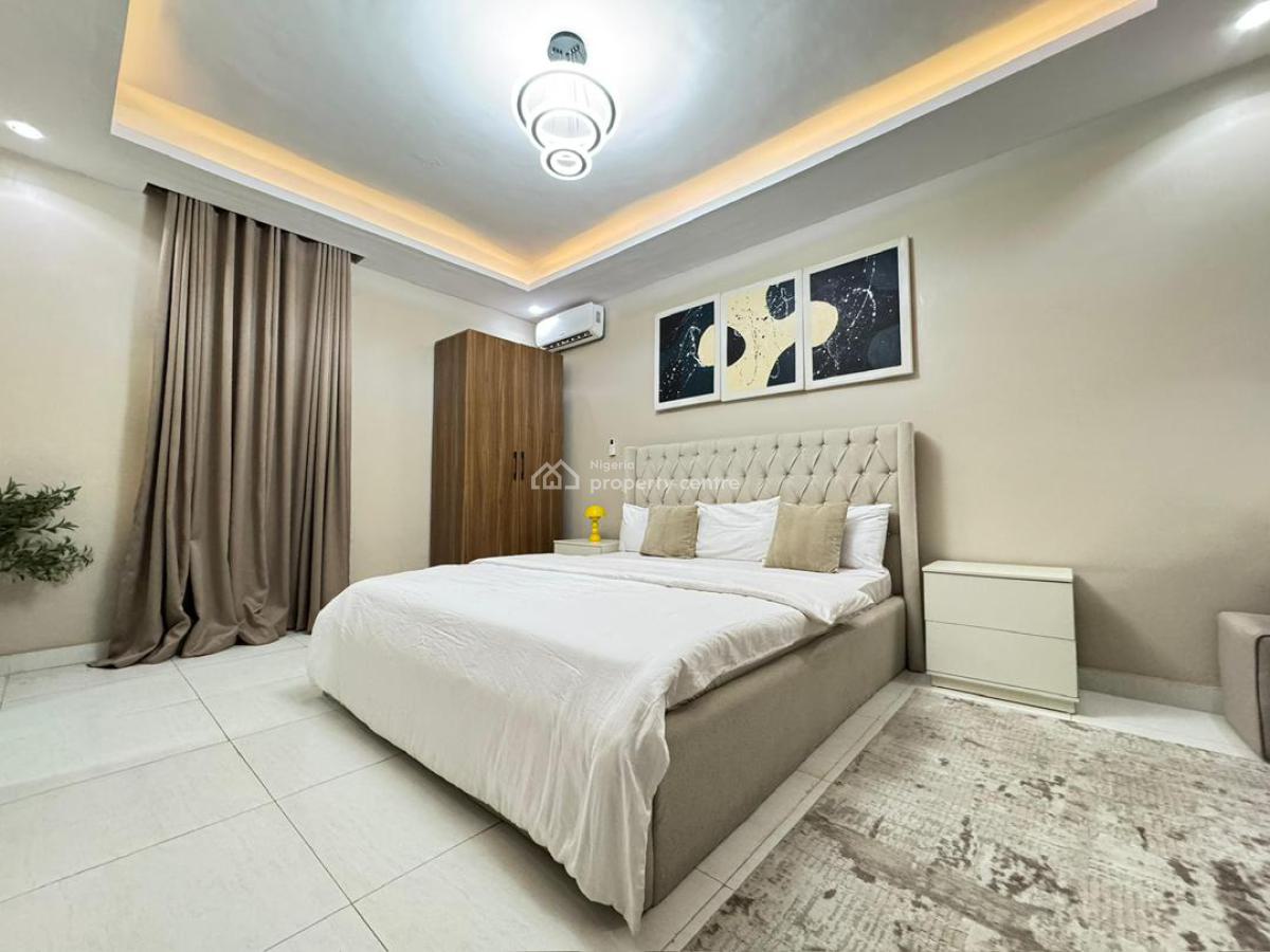 Fully Furnished 2 Bedroom Penthouse, Lekki Phase 1, Lekki, Lagos, Flat / Apartment for Rent