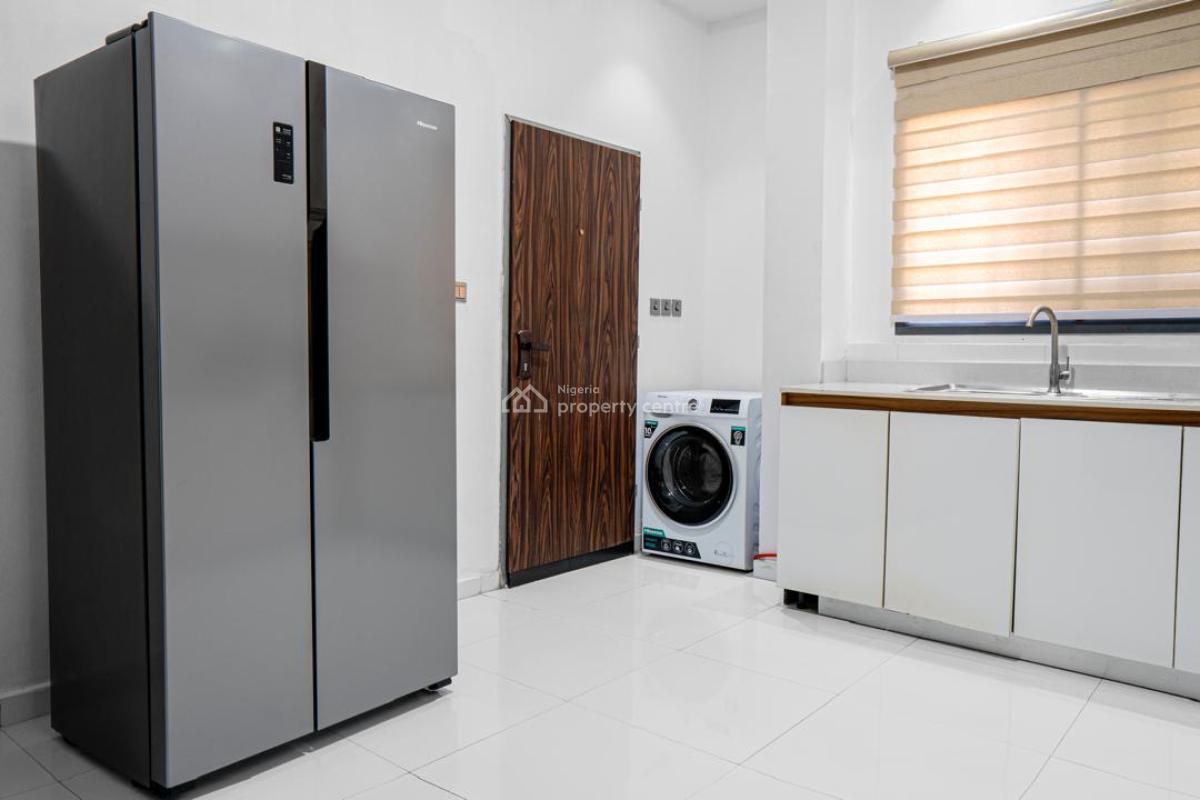 Furnished 3 Bedroom Apartment with Bq, Off Admiralty Way, Lekki Phase 1, Lekki, Lagos, Flat / Apartment for Rent