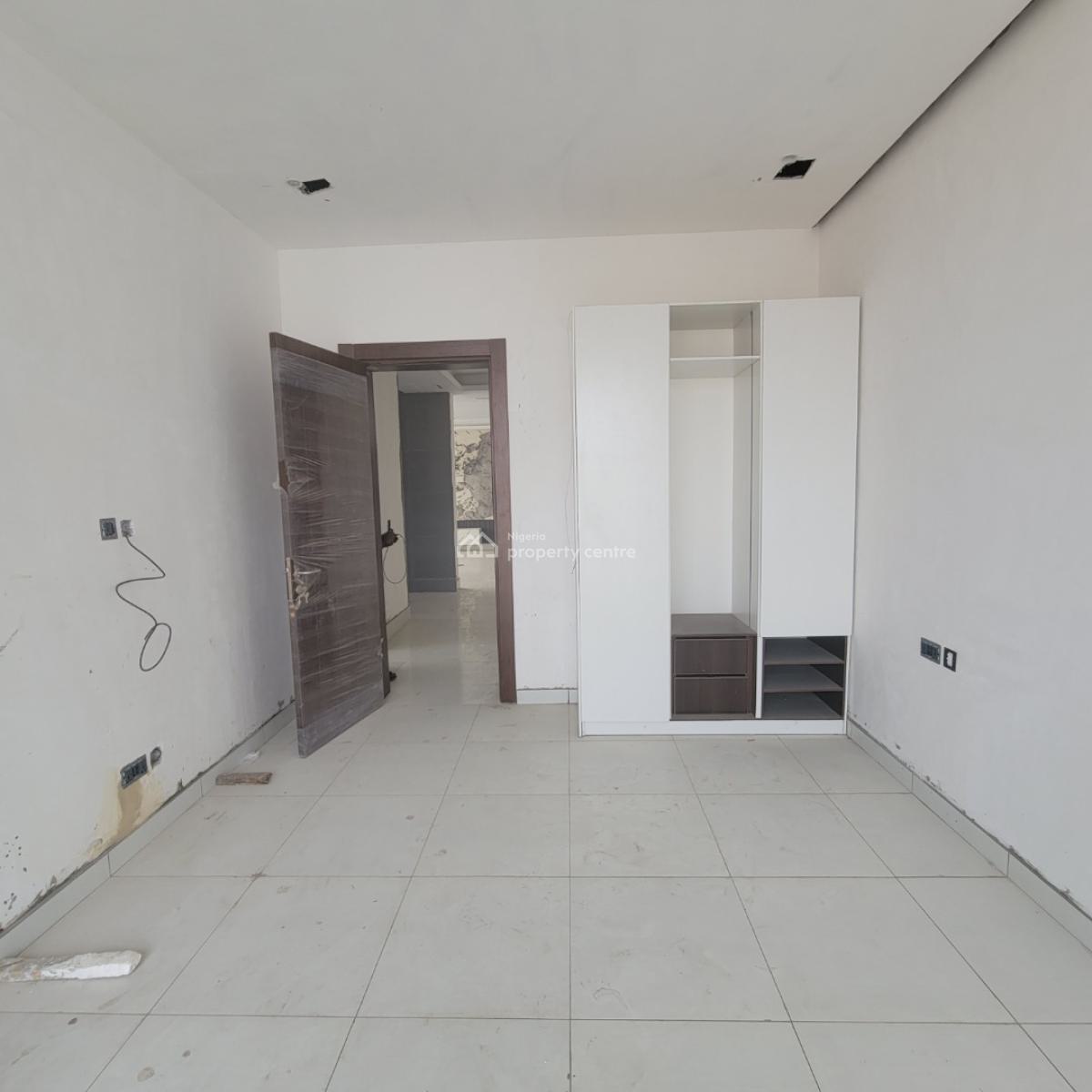Stunning 2 Bedroom Apartment with an Elevator, Ikate, Lekki, Lagos, Flat / Apartment for Sale