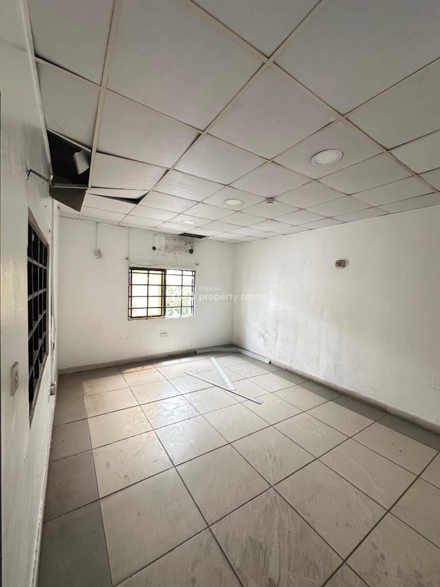 Spacious Commercial Building, Ikoyi, Lagos, Commercial Property for Rent