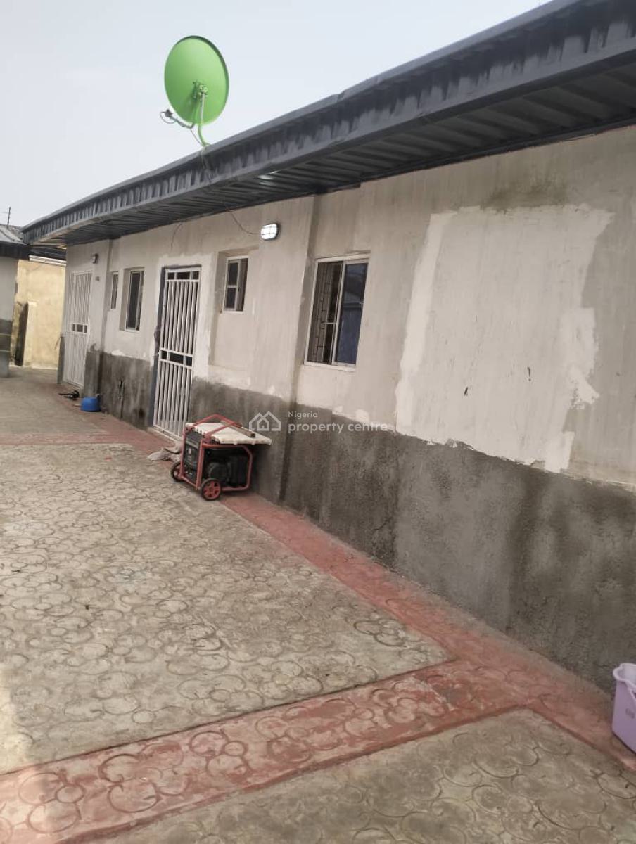 Executive Well Maintained Bungalow, Off Governors Road, Ikotun, Lagos, Detached Bungalow for Sale
