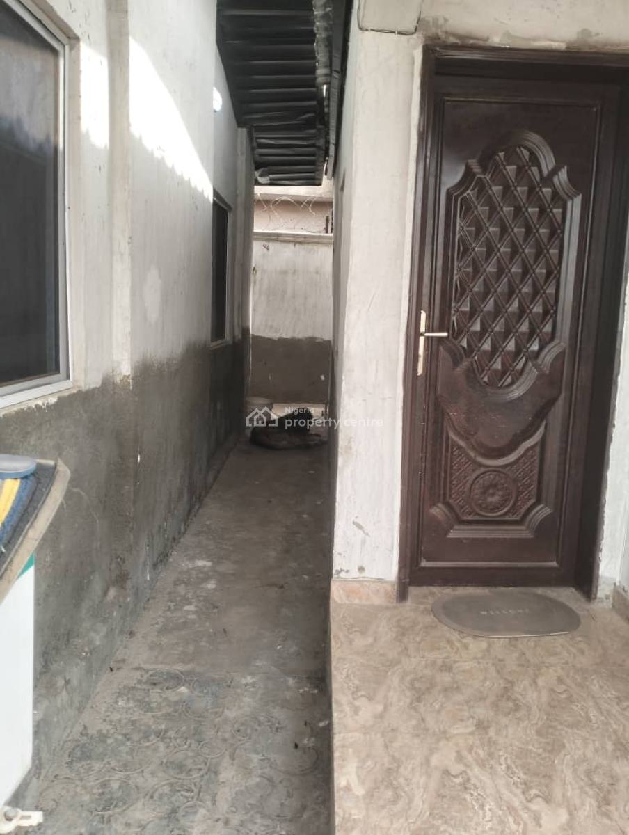 Executive Well Maintained Bungalow, Off Governors Road, Ikotun, Lagos, Detached Bungalow for Sale