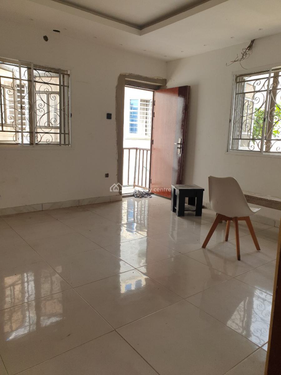 Spacious 2 Bedroom Flat, Ologolo, Lekki, Lagos, Flat / Apartment for Rent