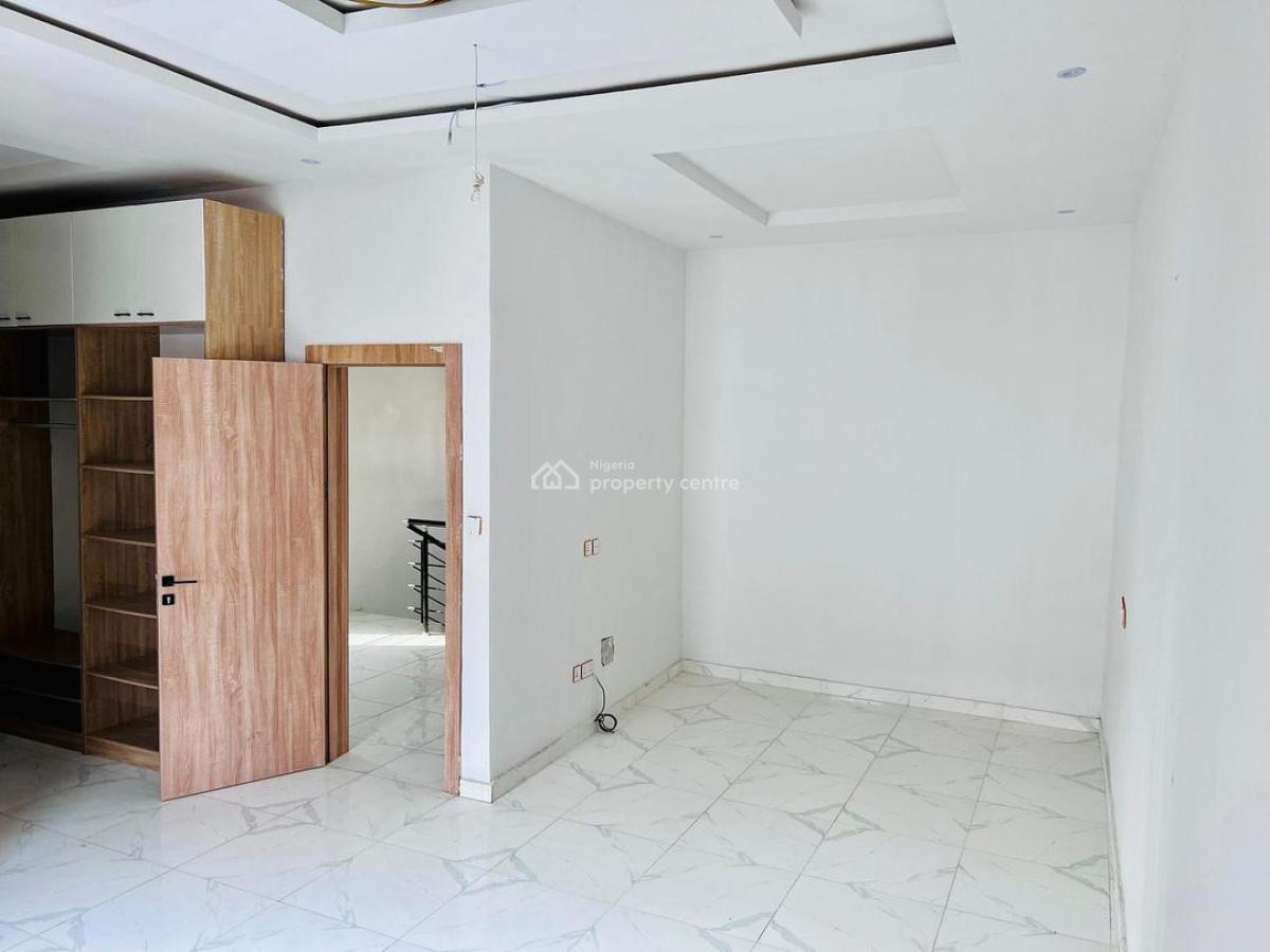 Luxurious Spacious 2 Bedroom Terraced Duplex, Ikota, Lekki, Lagos, Terraced Duplex for Rent