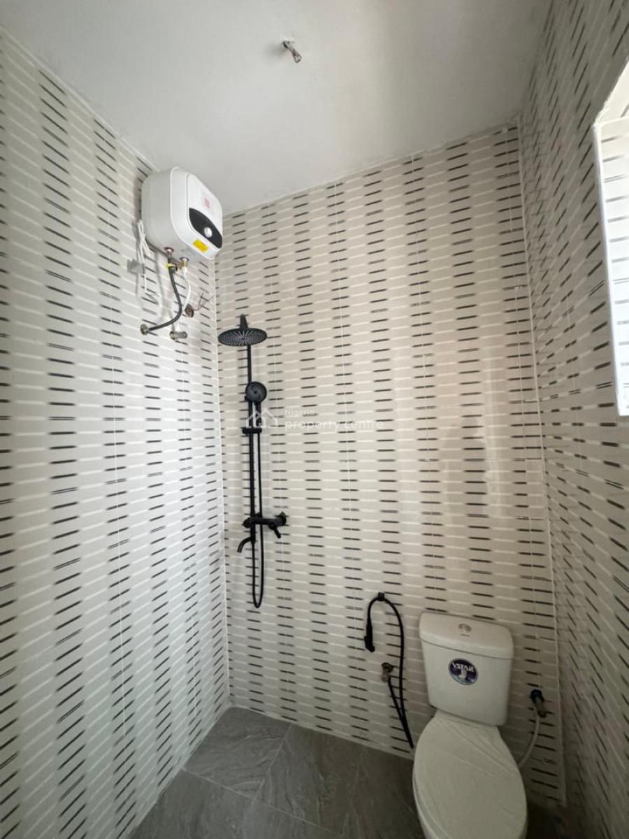 Beautiful Built 2 Bedroom Apartment, Gbagada, Lagos, Flat / Apartment for Sale