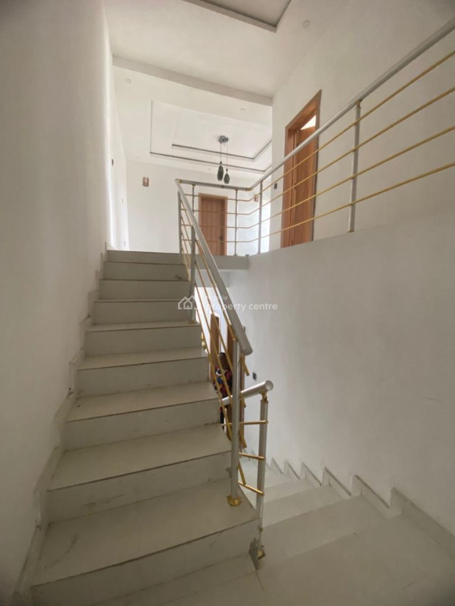 Lovely 4 Bedroom Semi-detached House with Bq, Off Mobil Road, Ilaje, Ajah, Lagos, Semi-detached Duplex for Rent