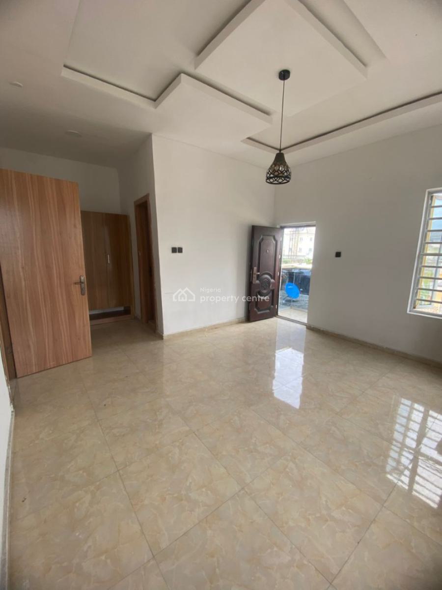 Lovely 4 Bedroom Semi-detached House with Bq, Off Mobil Road, Ilaje, Ajah, Lagos, Semi-detached Duplex for Rent