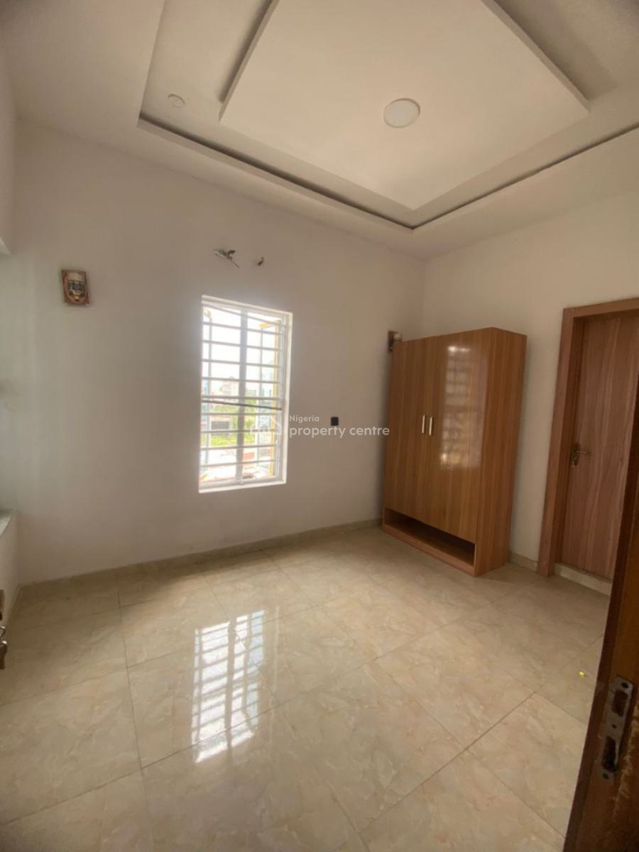 Lovely 4 Bedroom Semi-detached House with Bq, Off Mobil Road, Ilaje, Ajah, Lagos, Semi-detached Duplex for Rent