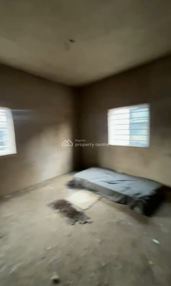 Spacious Decent 5 Units of One Bedroom Apartment, Onipanu, Ilupeju, Lagos, Mini Flat (room and Parlour) for Rent
