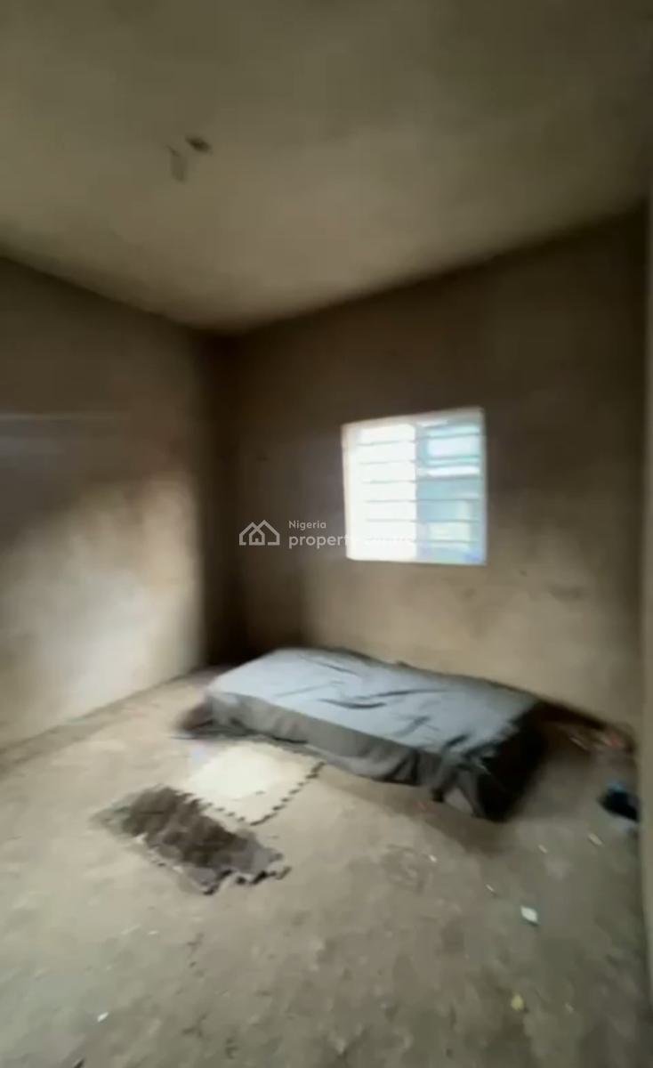 Spacious Decent 5 Units of One Bedroom Apartment, Onipanu, Ilupeju, Lagos, Mini Flat (room and Parlour) for Rent