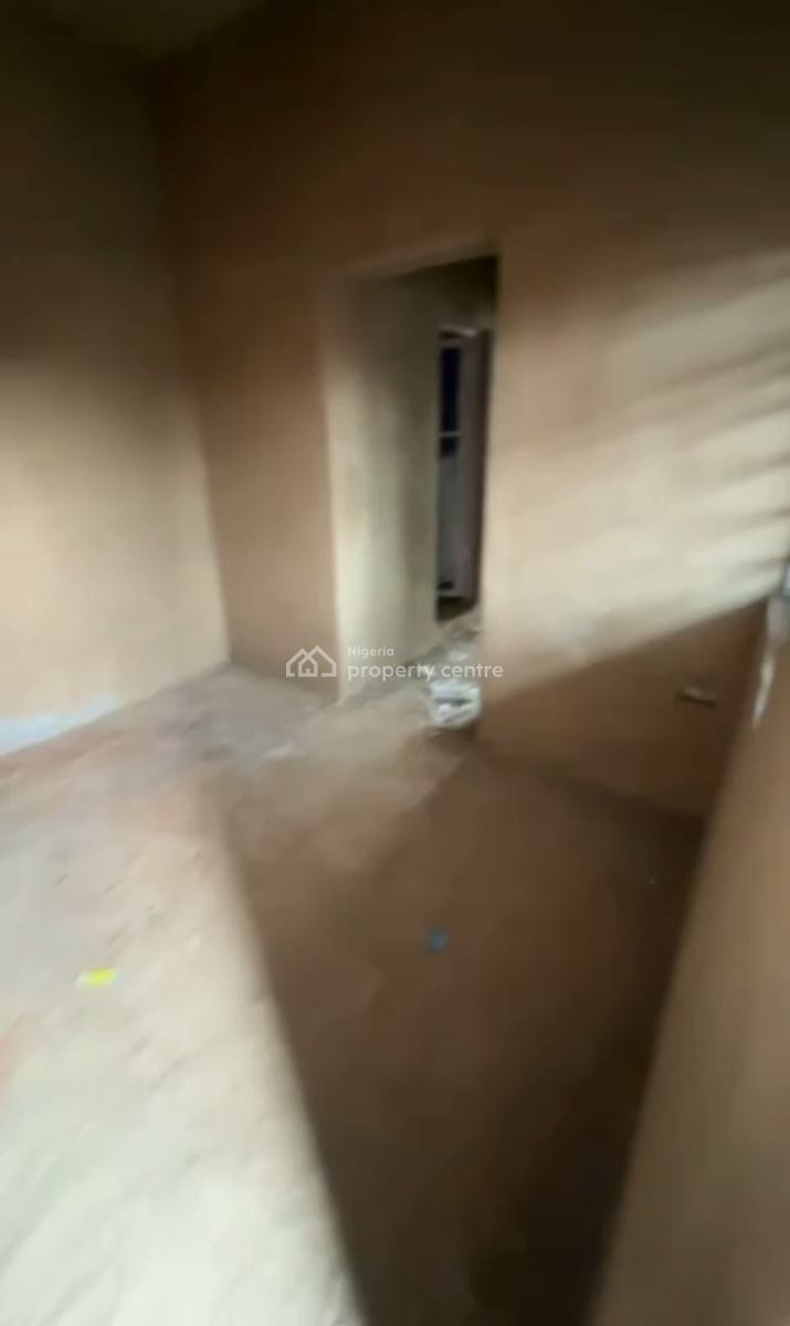 Spacious Decent 5 Units of One Bedroom Apartment, Onipanu, Ilupeju, Lagos, Mini Flat (room and Parlour) for Rent