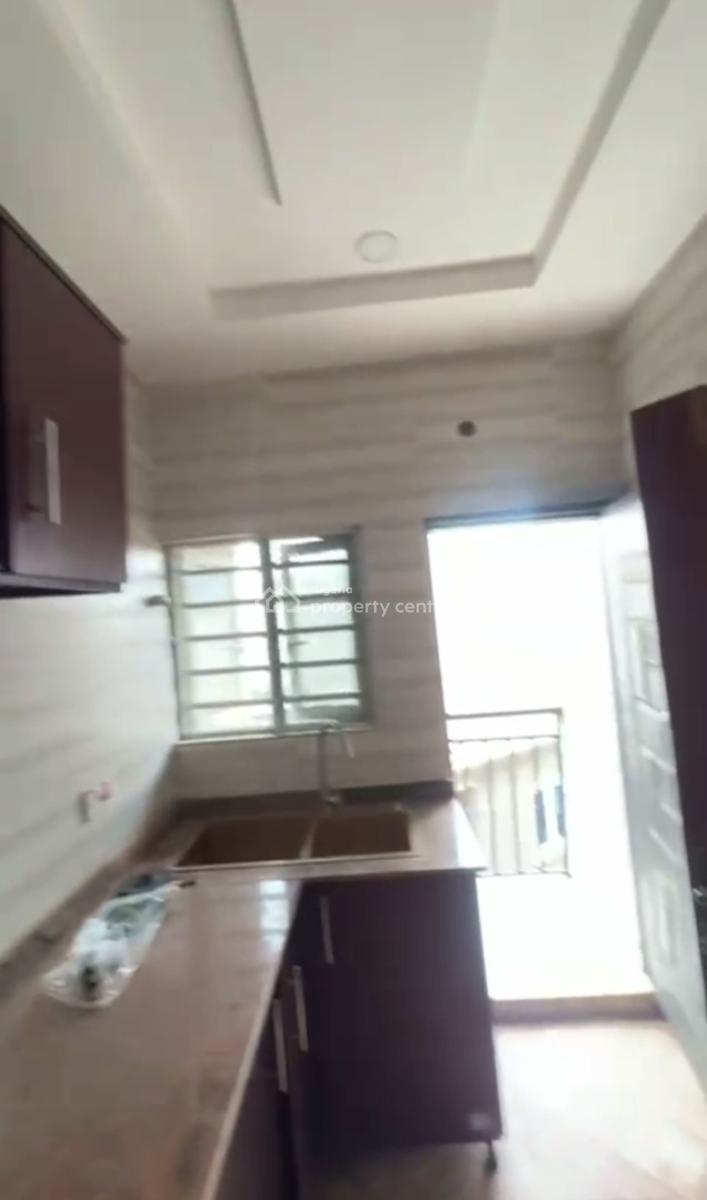 Newly Built, Spacious Standard 2 Bedroom Apartment, Fadeyi, Shomolu, Lagos, Flat / Apartment for Rent