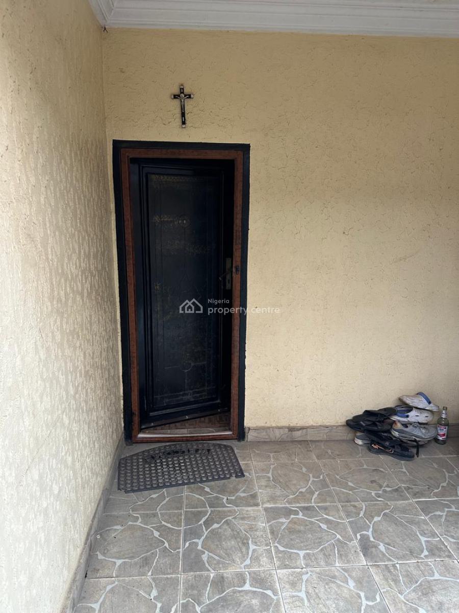 Spacious 3 Bedroom, Berger, Arepo, Ogun, Flat / Apartment for Sale