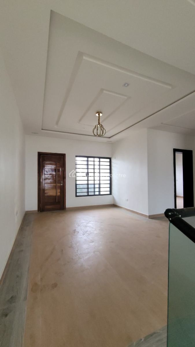 3 Bedroom Semi Detached Duplex, Carlton Gate Estate  Next to Kolapo Ishola Gra, Akobo, Ibadan, Oyo, Semi-detached Duplex for Sale