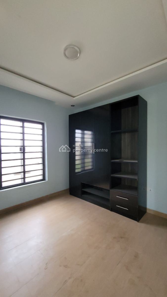 3 Bedroom Semi Detached Duplex, Carlton Gate Estate  Next to Kolapo Ishola Gra, Akobo, Ibadan, Oyo, Semi-detached Duplex for Sale