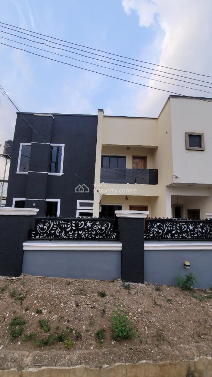 3 Bedroom Semi Detached Duplex, Carlton Gate Estate  Next to Kolapo Ishola Gra, Akobo, Ibadan, Oyo, Semi-detached Duplex for Sale