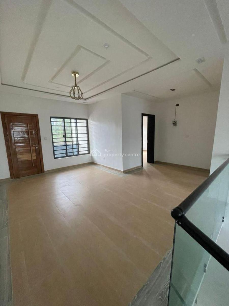 3 Bedroom Semi Detached Duplex, Carlton Gate Estate  Next to Kolapo Ishola Gra, Akobo, Ibadan, Oyo, Semi-detached Duplex for Sale