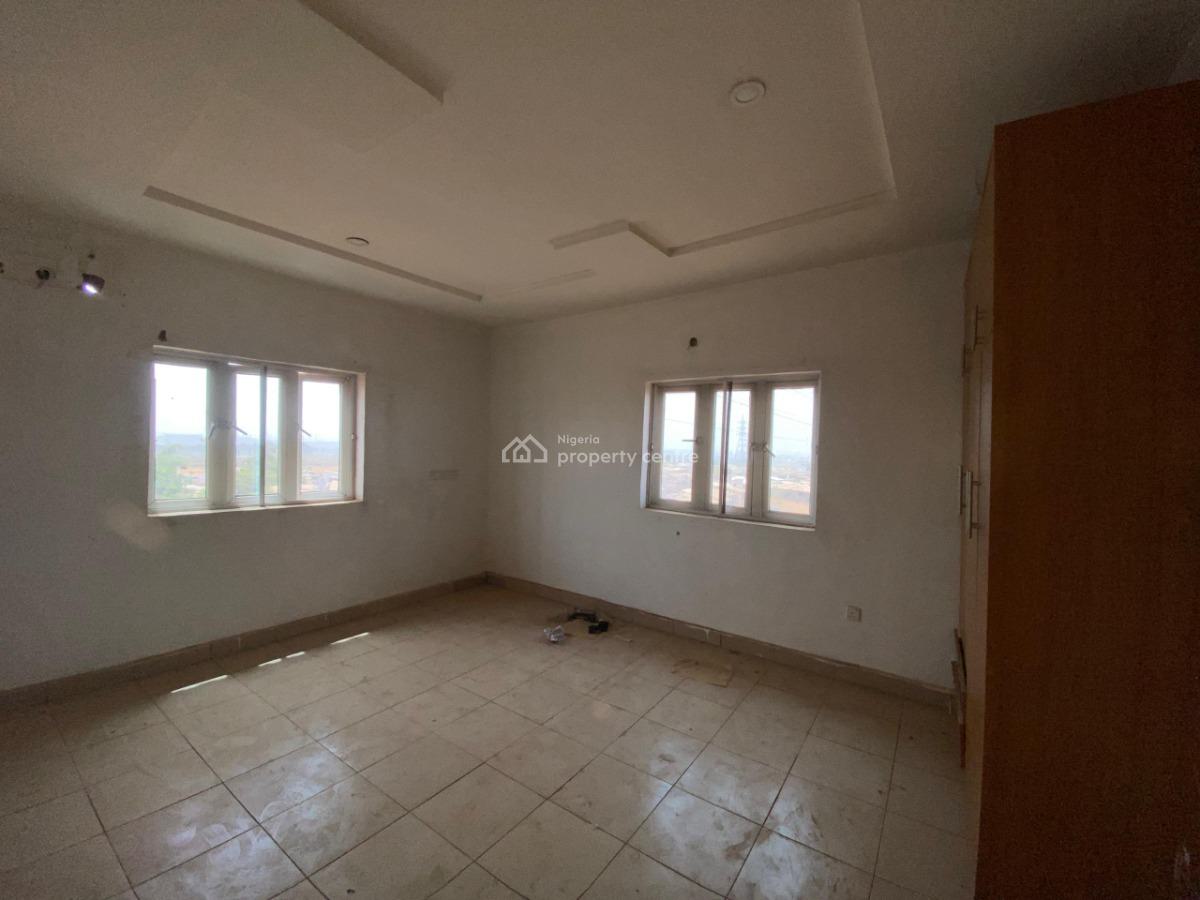 2 Bedroom Apartment, in a Secure Estate, Wuye, Abuja, Flat / Apartment for Rent