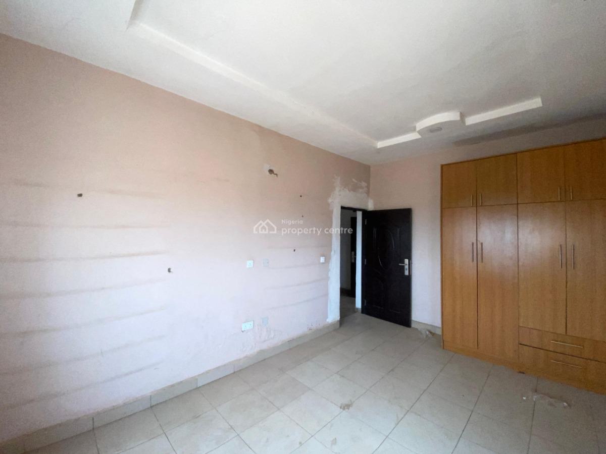 2 Bedroom Apartment, in a Secure Estate, Wuye, Abuja, Flat / Apartment for Rent