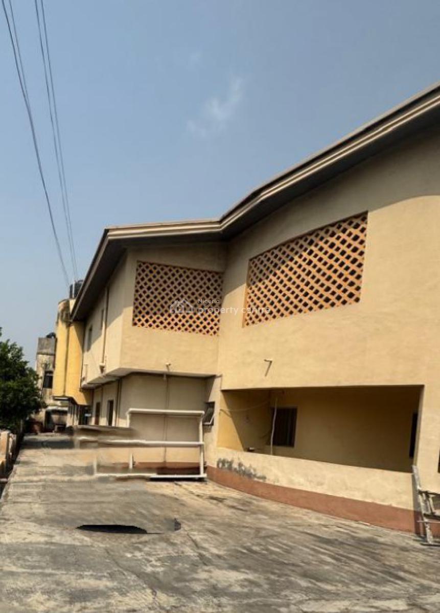 951 Sq Mts Land with a Demolishable Structure, Lekki Phase 1, Lekki, Lagos, Detached Duplex for Sale