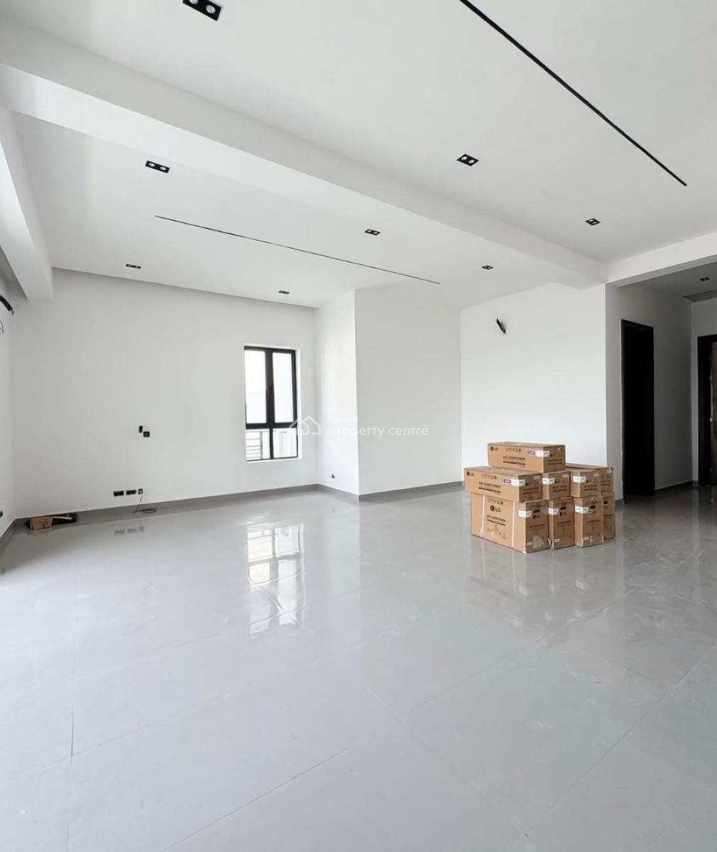 Water View 2 Bedroom Penthouse Apartment + a Room Bq, Lekki Phase 1, Lekki, Lagos, Flat / Apartment for Sale