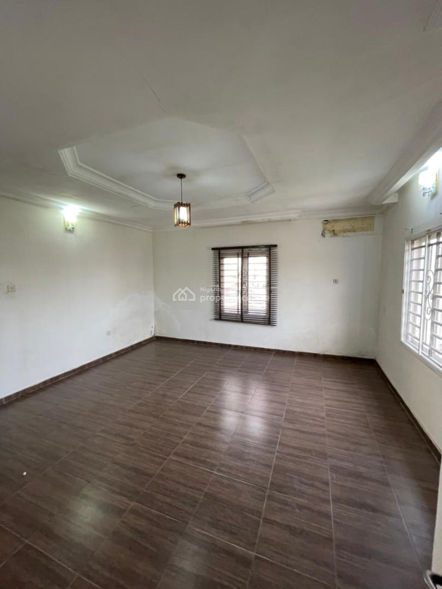 Spacious 3 Bedroom Upstairs, Bring Your Generator, Ologolo, Lekki, Lagos, Flat / Apartment for Rent