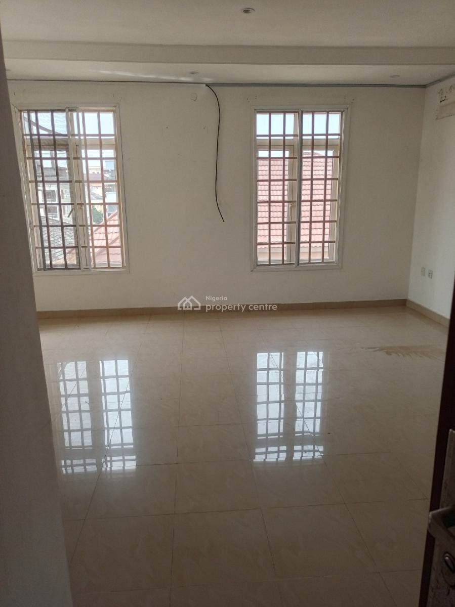 Spacious 2 Bedrooms with Bq, Elevator, Fully Serviced, Oniru, Victoria Island (vi), Lagos, Flat / Apartment for Rent