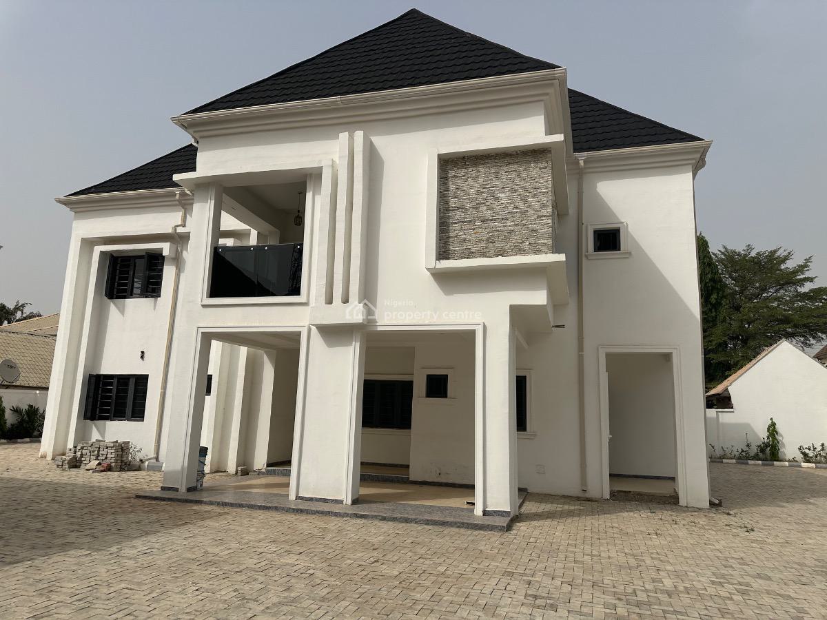 4bedroom Detached Home with 2bedroom Guest House, 64crescent, Gwarinpa, Abuja, Terraced Duplex for Sale