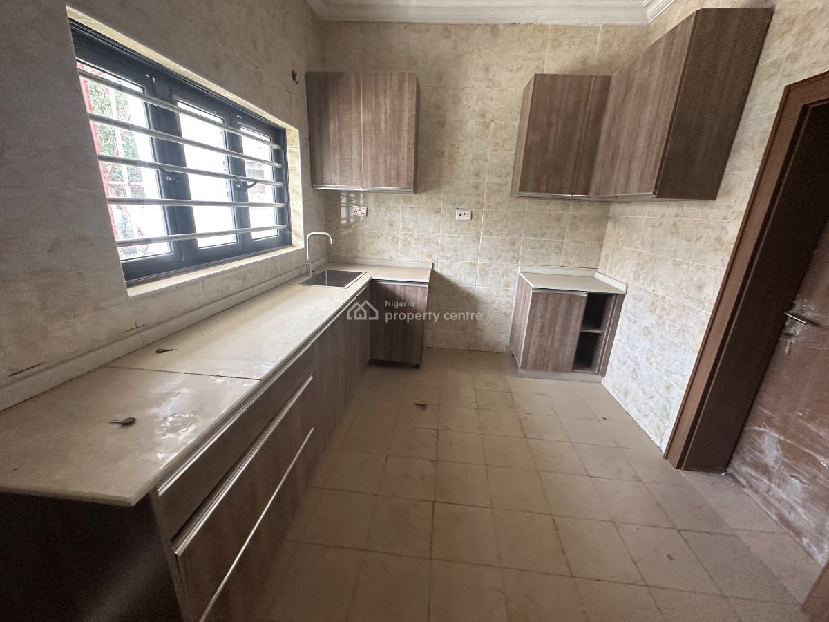 4bedroom Detached Home with 2bedroom Guest House, 64crescent, Gwarinpa, Abuja, Terraced Duplex for Sale