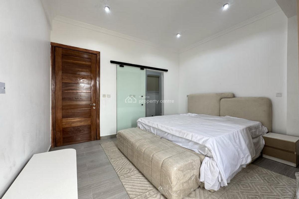 Well Finished 2 Bedroom Apartment, Ikate, Lekki, Lagos, Flat / Apartment for Sale