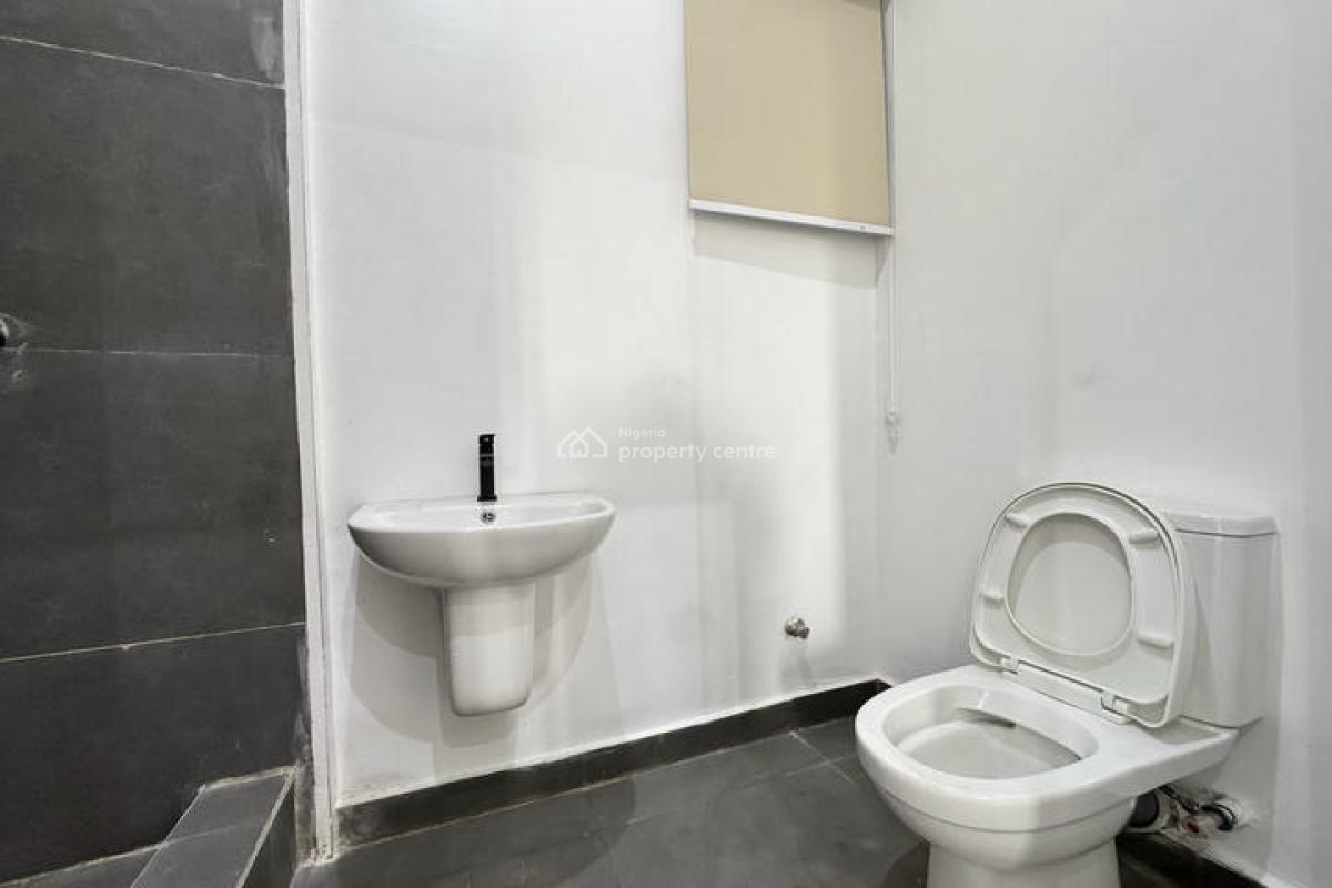 Well Finished 2 Bedroom Apartment, Ikate, Lekki, Lagos, Flat / Apartment for Sale