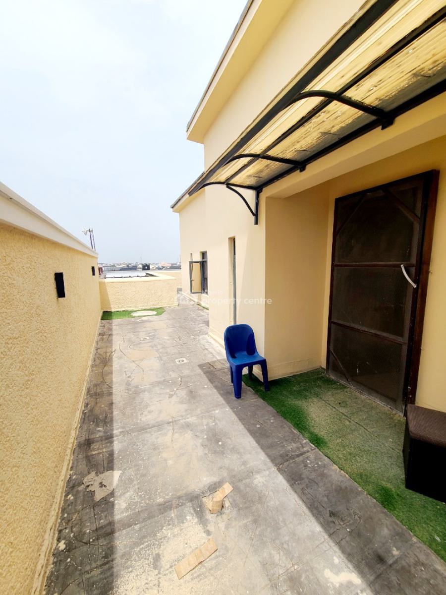 Spacious 3 Bedroom Penthouse with Rooftop Lounge, Agungi Estate, Agungi, Lekki, Lagos, Flat / Apartment for Rent