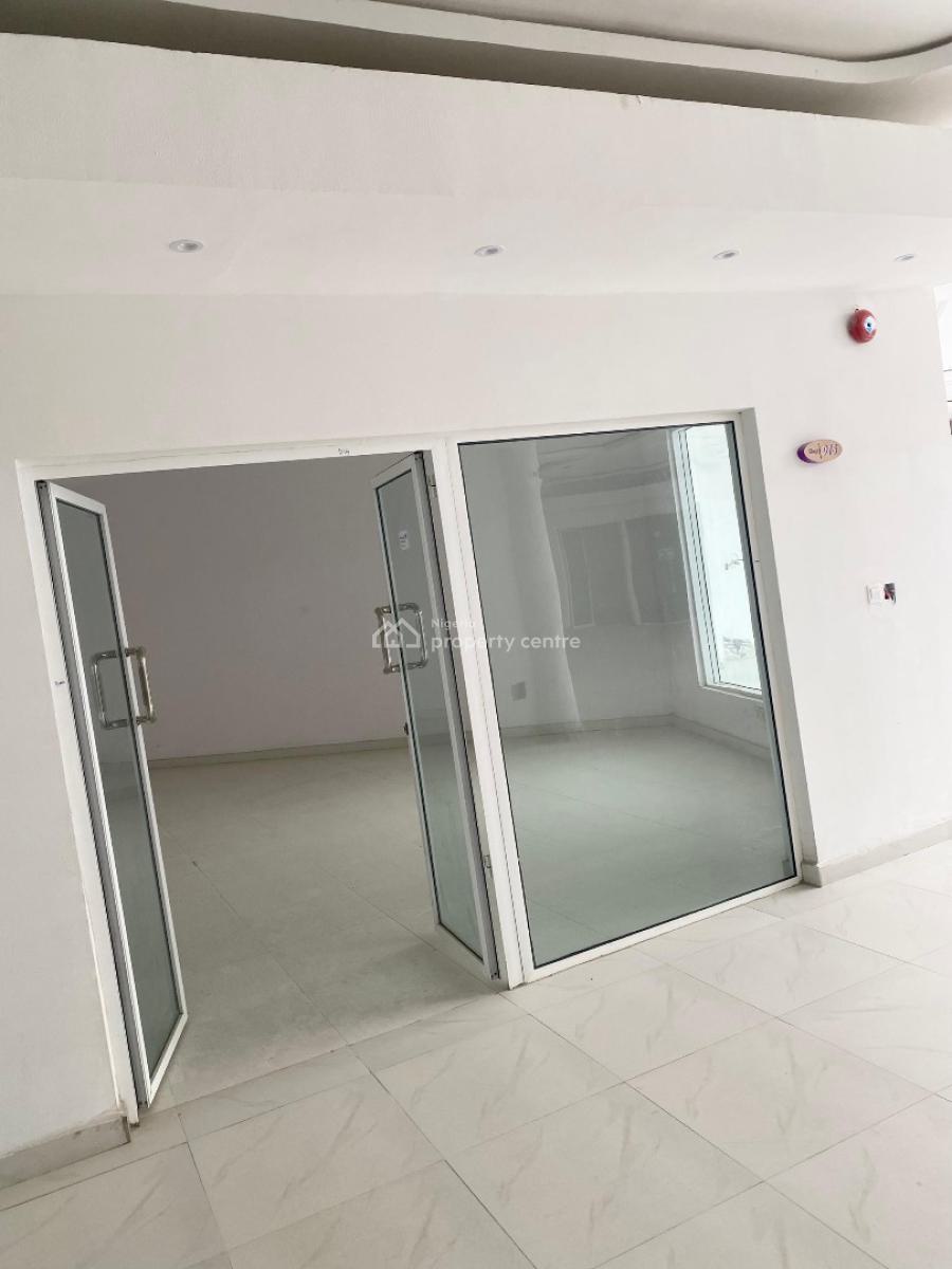 Beautiful Shop Space Available, Ajah, Ogombo, Ajah, Lagos, Plaza / Complex / Mall for Rent