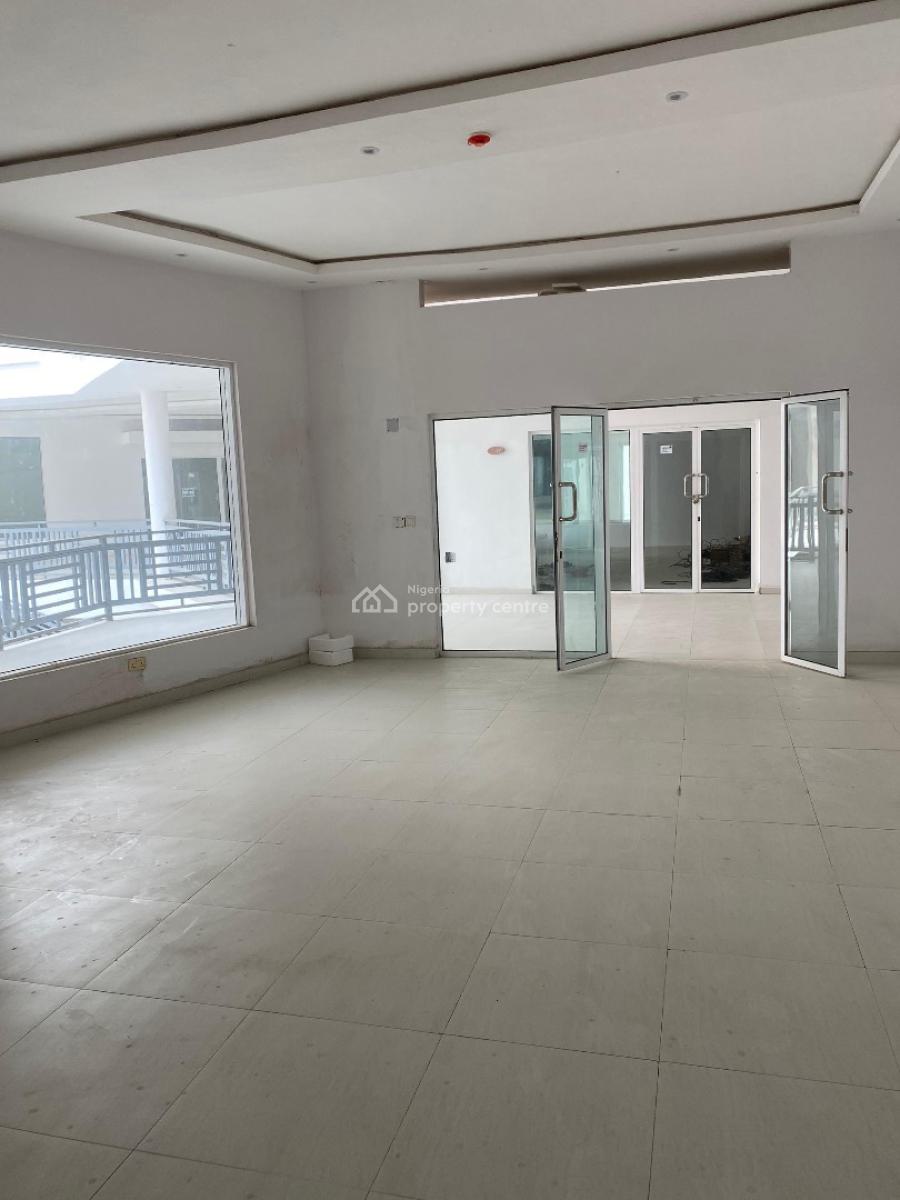 Beautiful Shop Space Available, Ajah, Ogombo, Ajah, Lagos, Plaza / Complex / Mall for Rent