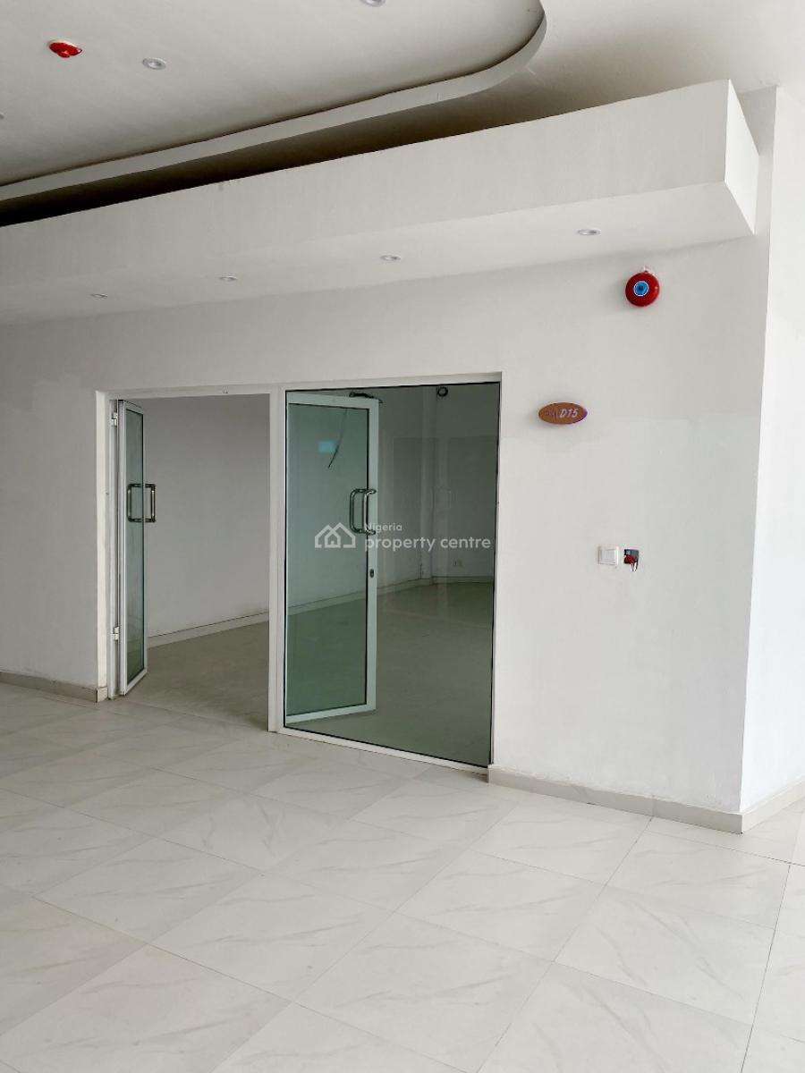 Beautiful Shop Space Available, Ajah, Ogombo, Ajah, Lagos, Plaza / Complex / Mall for Rent