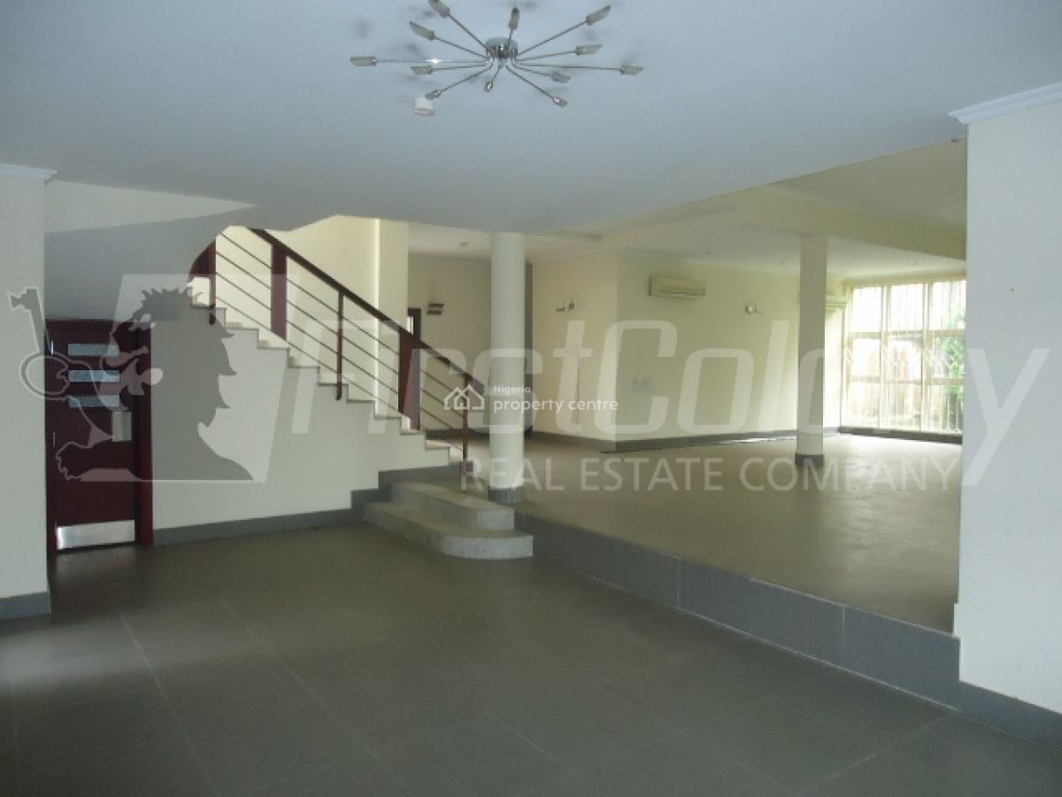 5 Bedroom Duplex with Excellent Facilities and Lawn Tennis Court, Old Ikoyi, Ikoyi, Lagos, Semi-detached Duplex for Rent