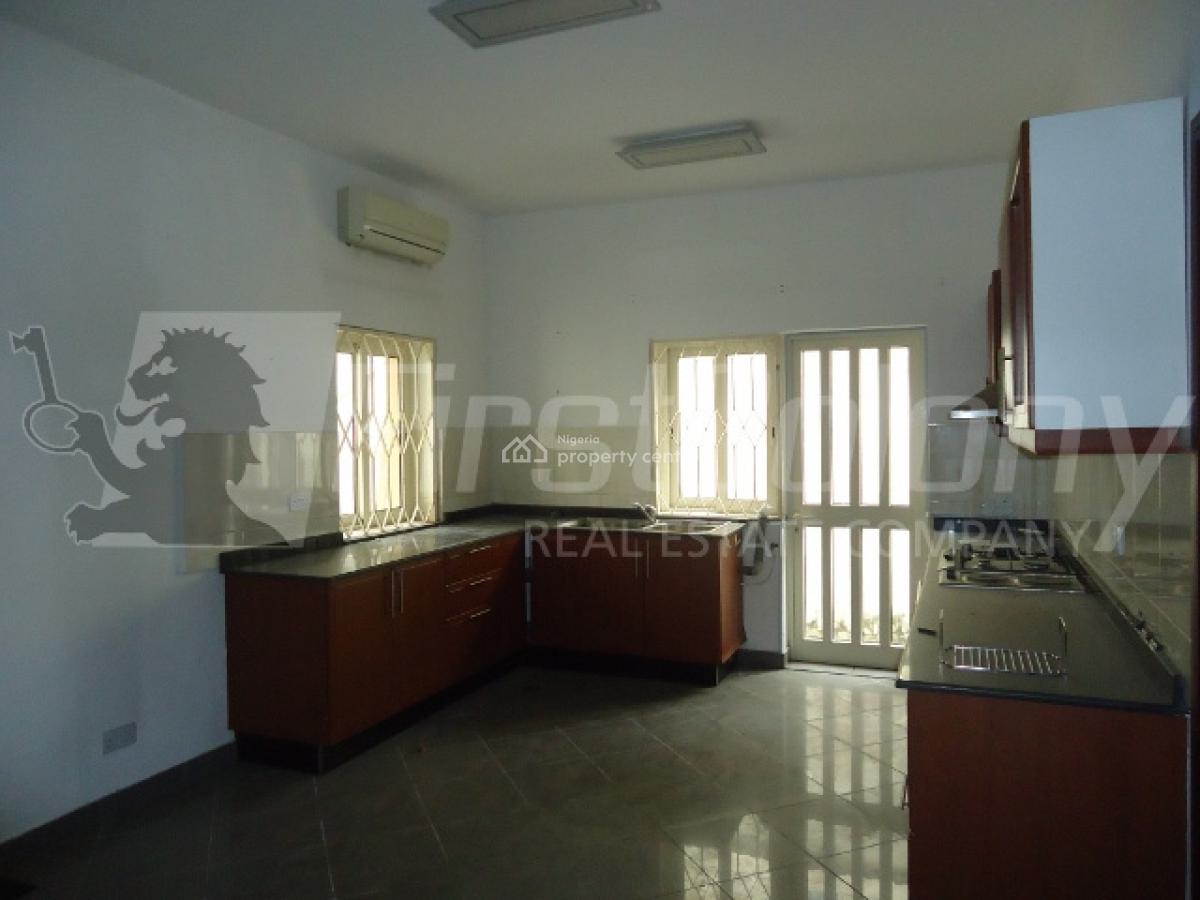 5 Bedroom Duplex with Excellent Facilities and Lawn Tennis Court, Old Ikoyi, Ikoyi, Lagos, Semi-detached Duplex for Rent