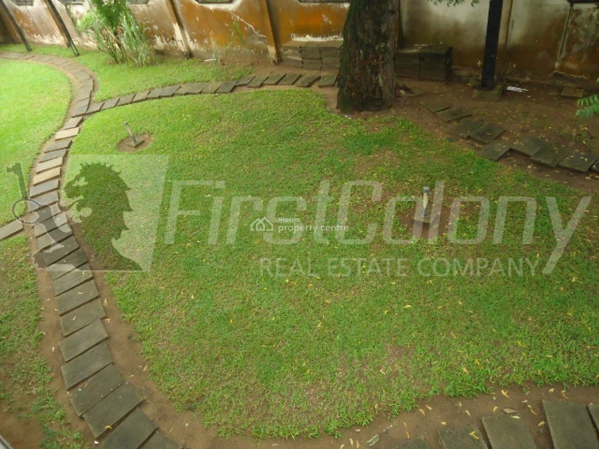 5 Bedroom Duplex with Excellent Facilities and Lawn Tennis Court, Old Ikoyi, Ikoyi, Lagos, Semi-detached Duplex for Rent