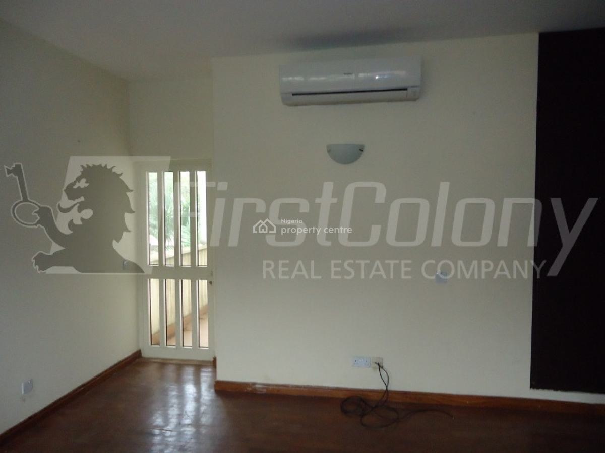 5 Bedroom Duplex with Excellent Facilities and Lawn Tennis Court, Old Ikoyi, Ikoyi, Lagos, Semi-detached Duplex for Rent