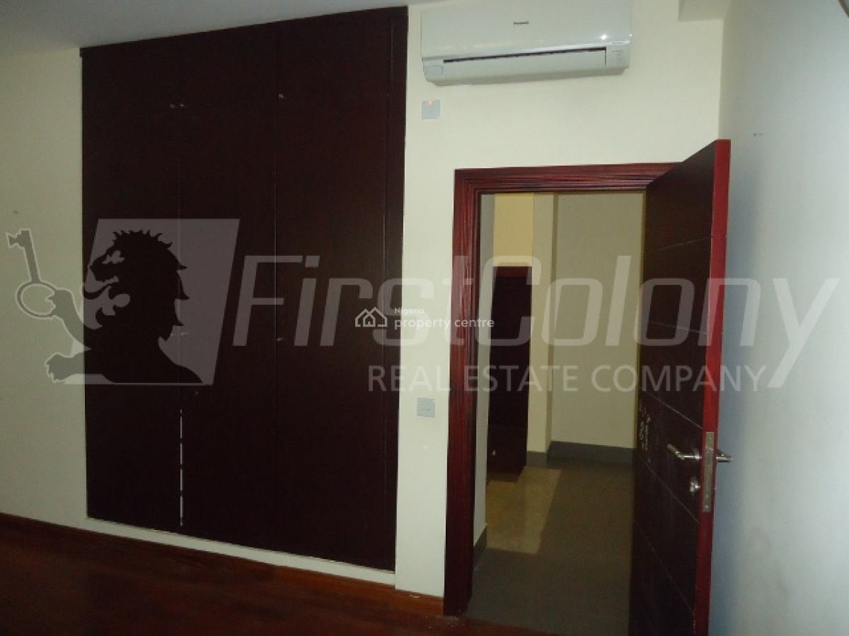 5 Bedroom Duplex with Excellent Facilities and Lawn Tennis Court, Old Ikoyi, Ikoyi, Lagos, Semi-detached Duplex for Rent